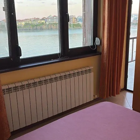 кая 4* Σωζόπολη